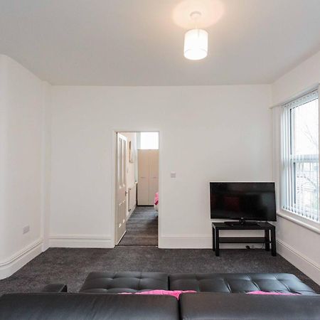 Cherry Property - Berry Apartments Blackpool Habitación foto